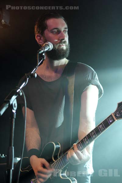 THE DUKE SPIRIT - 2011-10-10 - PARIS - Nouveau Casino - Toby Butler